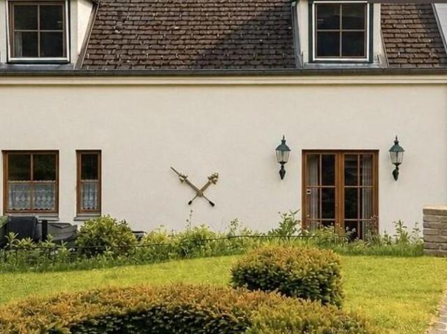 Zu Verkaufen 4 Schlafzimmer Haus Niederösterreich Niederösterreich DS106121393