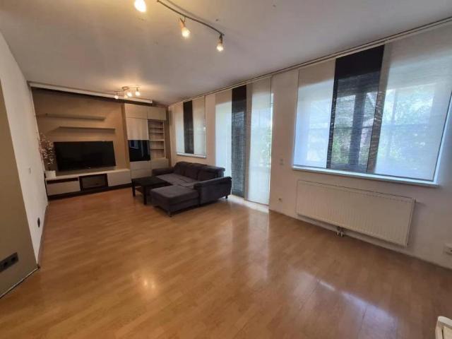 Zu Verkaufen 4 Schlafzimmer Haus Stockerau AUT DLS104185648