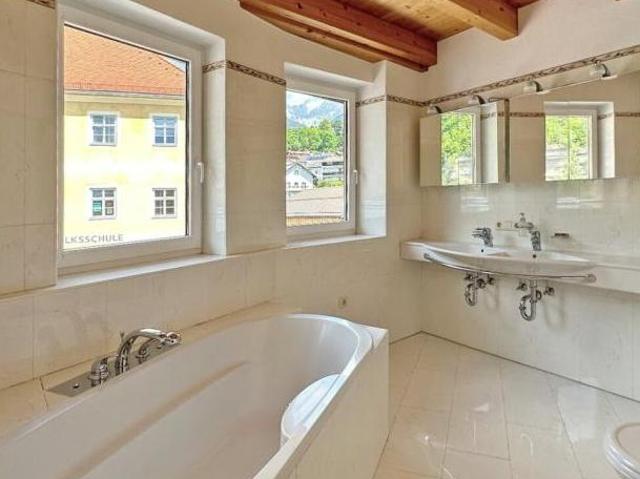 Zu Verkaufen 4 Schlafzimmer Wohnung Tirol Tirol DS105421565