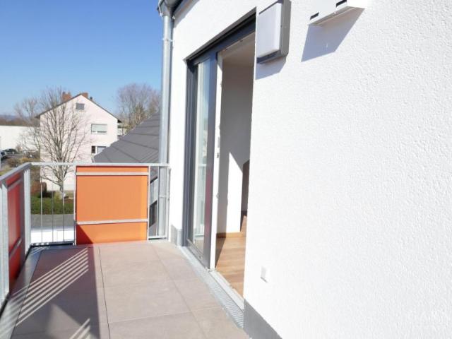 Zu Verkaufen 4 Schlafzimmer Wohnung Wiesbaden Mainz Kostheim Deutschland DS96269104