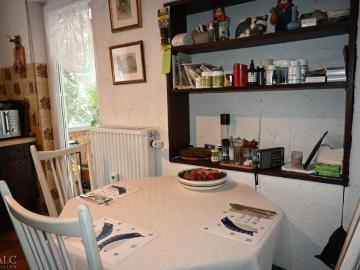 Zu Verkaufen 4 Schlafzimmer Wohnung Aschaffenburg / Schweinheim Deutschland DS96271271