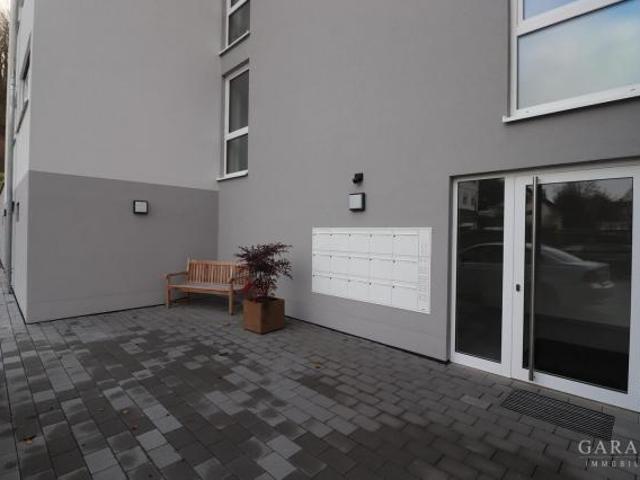 Zu Verkaufen 4 Schlafzimmer Wohnung Hirzenhain Deutschland DS86975721
