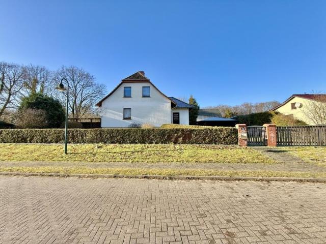 Zu Verkaufen 5 Schlafzimmer Haus Fürstenberg/Havel Deutschland DS98139746