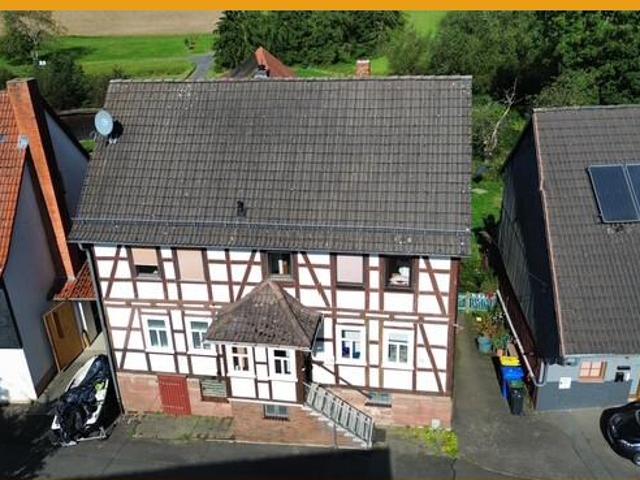 Zu Verkaufen 5 Schlafzimmer Haus Gilserberg / Lischeid Deutschland DS95948705
