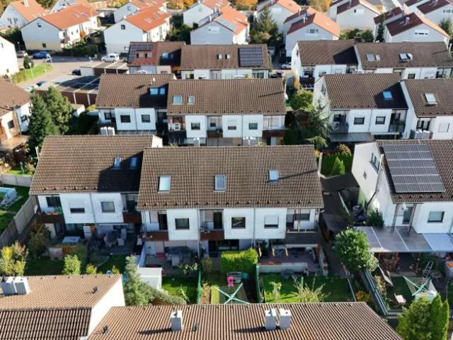 Zu Verkaufen 5 Schlafzimmer Haus Kabelsketal Deutschland DS95655361