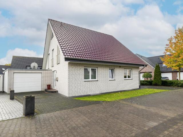 Zu Verkaufen 5 Schlafzimmer Haus Rheda Wiedenbrück Deutschland DS96086043