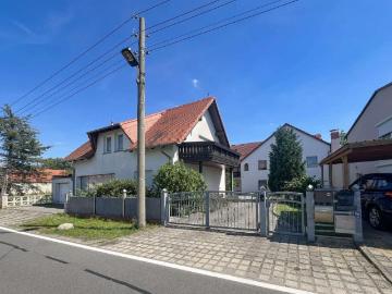 Zu Verkaufen 5 Schlafzimmer Wohnung Mockrehna Deutschland DS97602497
