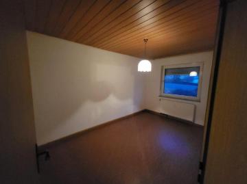 Zu Verkaufen 5 Schlafzimmer Wohnung Niederwerrn Deutschland DS85872814