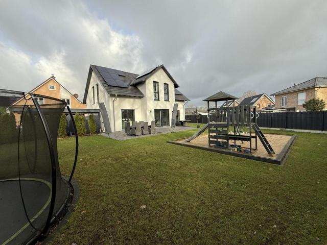 Zu Verkaufen 6 Schlafzimmer Haus Klein Offenseth Sparrieshoop Deutschland DLS86011149