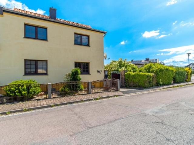 Zu Verkaufen 6 Schlafzimmer Haus Löbejün Deutschland DS92894310