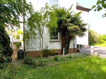 Neufferstraße, Feuerbach-Mitte - Parkplatz