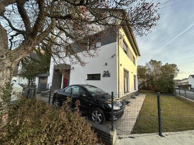 Zu Verkaufen 8 Schlafzimmer Haus Vöhringen Deutschland DS98464733