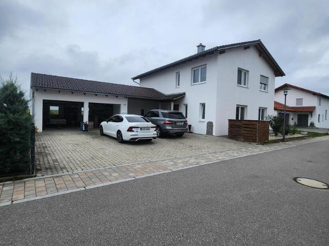 Zu Verkaufen 8 Schlafzimmer Haus Wallersdorf Deutschland DS94446526