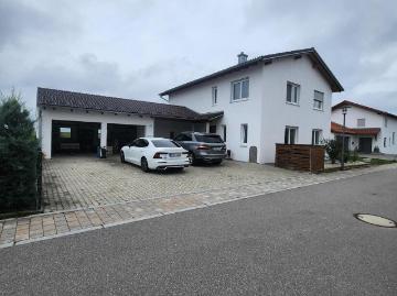 Zu Verkaufen 8 Schlafzimmer Haus Wallersdorf Deutschland DS94446526