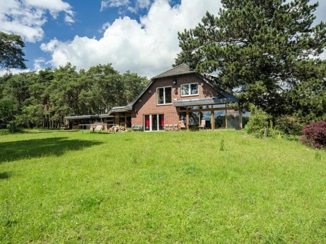 Zu Verkaufen 8 Schlafzimmer Haus Groß Grönau Deutschland DS97395828