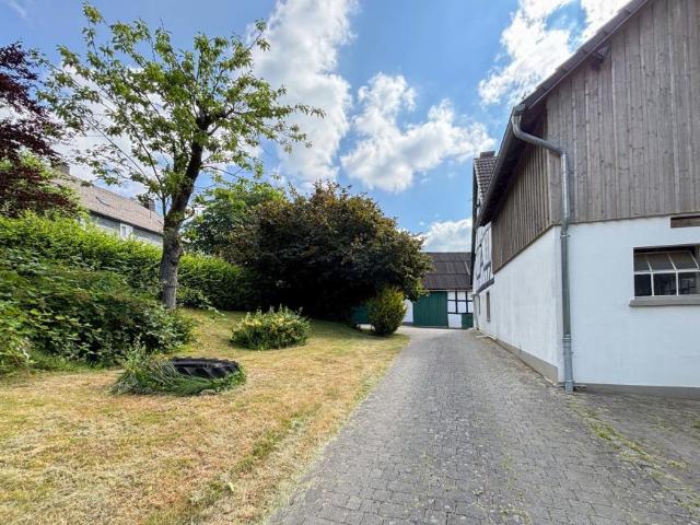 Zu Verkaufen 8 Schlafzimmer Haus Morsbach / Steimelhagen Deutschland DS92651008