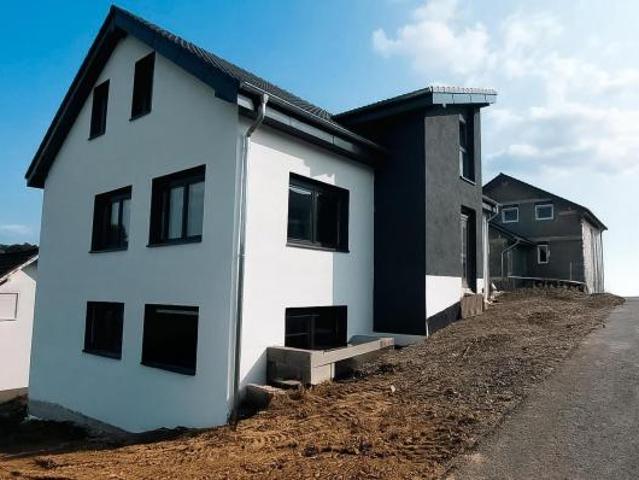Zu Verkaufen 9 Schlafzimmer Haus Waldbröl Deutschland DS85860108