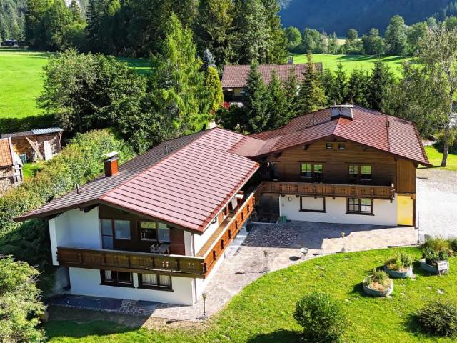 Zu Verkaufen 9 Schlafzimmer Haus Erpfendorf Erpfendorf DS105086714