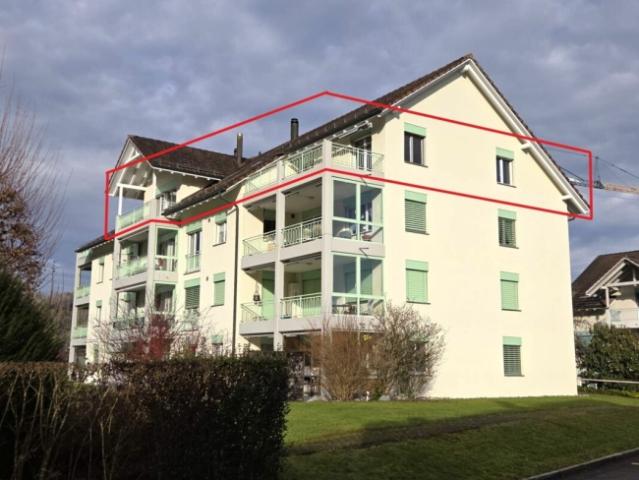 Zu verkaufen an der Haushaldenstrasse 2a in 8374 Dussnang  schöne 5½ Zi. Dachwohnung, an ruhiger, sonniger Lage /nur 2 Gehminute bis ÖV !