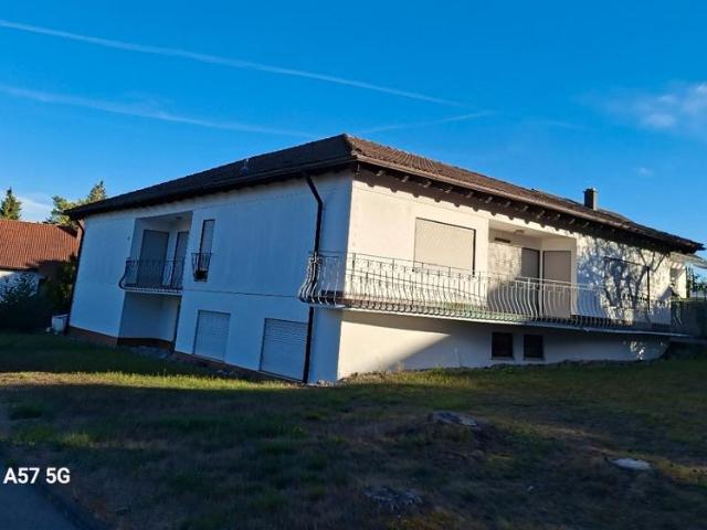 Zu Verkaufen, Einfamilienhaus mit viel Platz