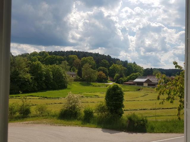 zu verkaufen: Einfamilienhaus idyllisch und ländlich gelegen