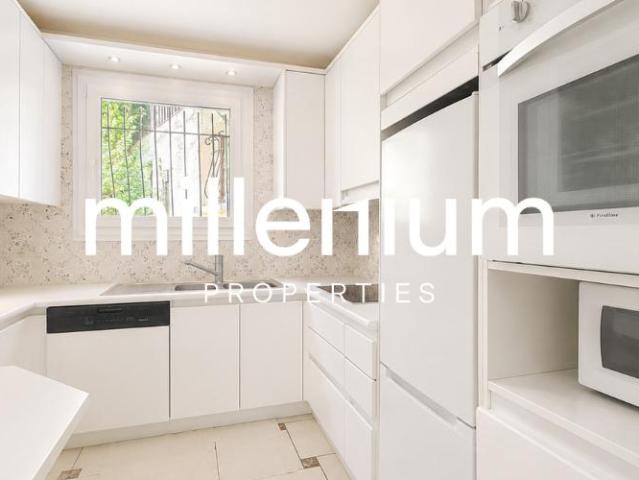 Zu verkaufen, Einfamilienhaus, 1260 Nyon, Réf KM 2533
