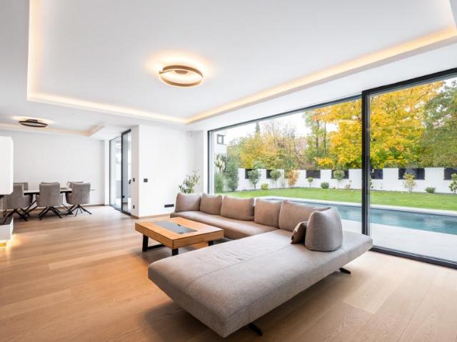 Zu Verkaufen Haus Planegg Deutschland DS96174365