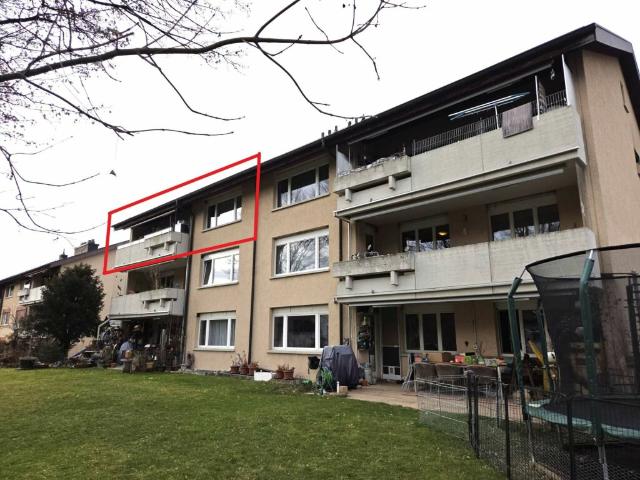 Zu verkaufen im Zihlackerring 13 in Turbenthal grosse 4.5 Zi. Wohnung. Nur 2 Gehminuten bis ÖV