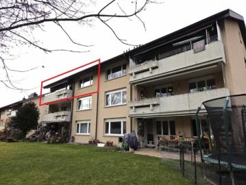Zu verkaufen im Zihlackerring 13 in Turbenthal grosse 4.5 Zi. Wohnung. Nur 2 Gehminuten bis ÖV