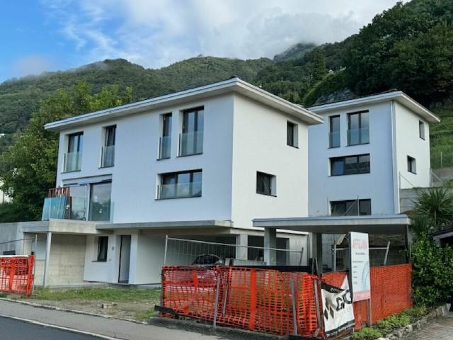 ZU VERKAUFEN IN CUGNASCO NEUES 4,5 ZIMMER EINFAMILIENHAUS
