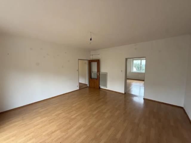 Zu Verkaufen Wohnung Schlatten Schlatten DS105863933