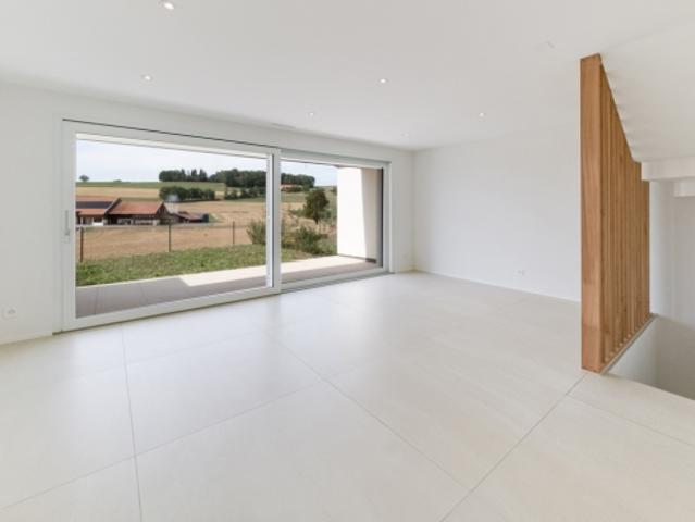 ZU VERKAUFEN – Wunderschöne moderne Villa in Villariaz