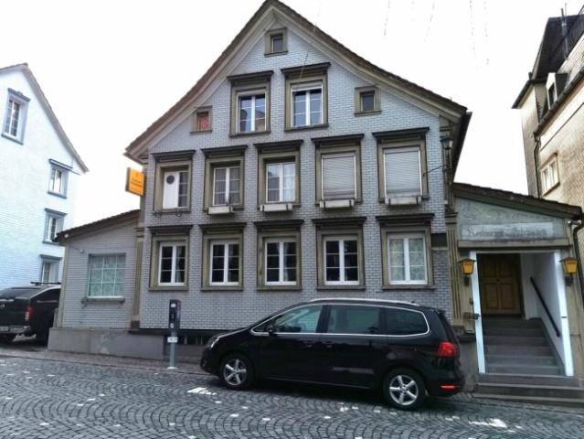Zu verkaufen voll vermietetes Wohnhaus mit Restaurant im Zentrum von Herisau