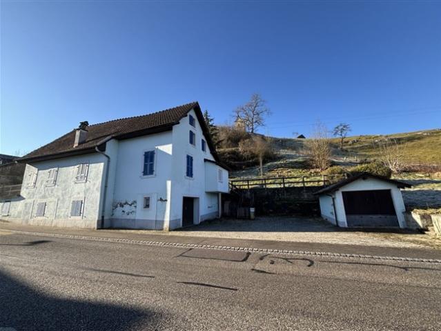 Zu verkaufendes Haus zur Renovierung mit 4,5 Zimmern in Courchavon