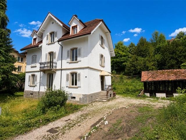 Zu vermieten 3,5 Zimmer Wohnung mit Terrasse in Delémont