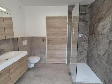Zu Vermieten 3 Schlafzimmer Wohnung Tirol Tirol DS103342089