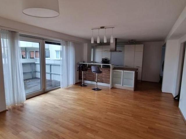 Zu Vermieten 3 Schlafzimmer Wohnung Salzburg Salzburg DS104600117