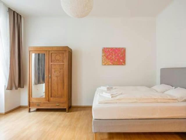Zu Vermieten 1 Schlafzimmer Wohnung Vienna Vienna DS104068695