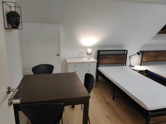 Zu Vermieten 1 Schlafzimmer Wohnung Horn Horn DLS97605284