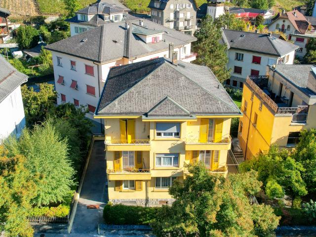 ZU VERMIETEN 2½ Zimmer Wohnung mit Balkon in der Innenstadt