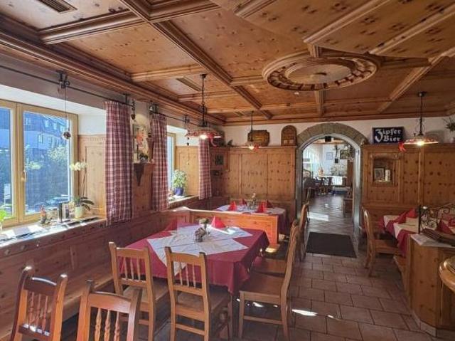Zu Vermieten 2 Schlafzimmer Wohnung Tirol Tirol DS105102309