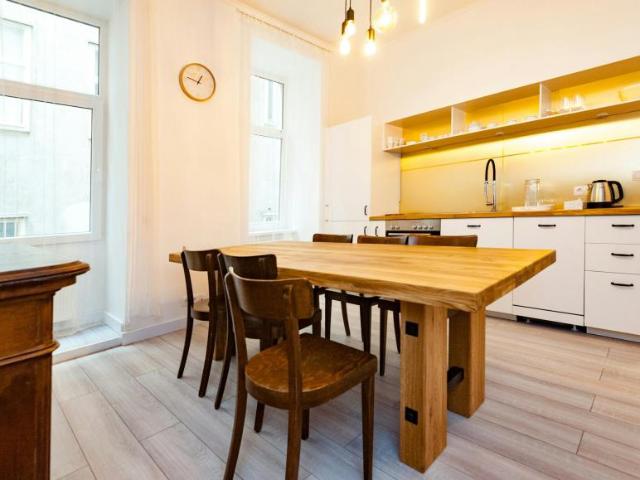 Zu Vermieten 2 Schlafzimmer Wohnung Vienna Vienna DLS105026042