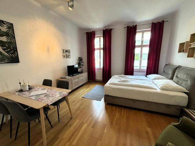 Zu Vermieten 2 Schlafzimmer Wohnung Vienna Vienna DS104364968