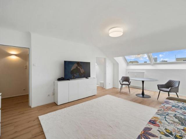 Zu Vermieten 2 Schlafzimmer Wohnung Vienna Vienna DS105686082