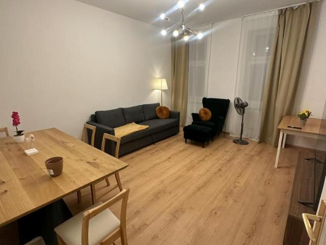 Zu Vermieten 2 Schlafzimmer Wohnung Vienna Vienna DS102703798