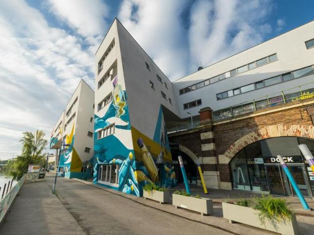 Zu Vermieten 2 Schlafzimmer Wohnung Vienna Vienna DS103657599
