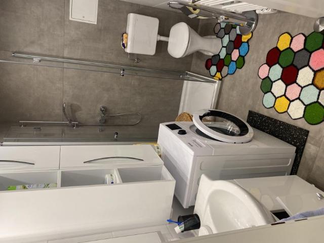 Zu Vermieten 2 Schlafzimmer Wohnung Alland AUT DLS99718030
