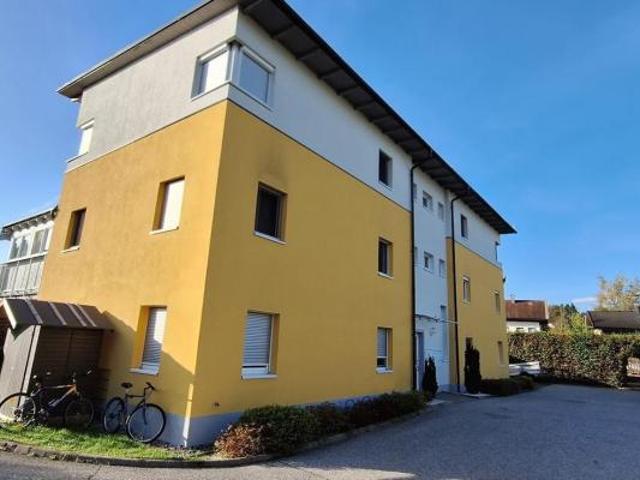 Zu Vermieten 2 Schlafzimmer Wohnung Landskron AUT DS105571345