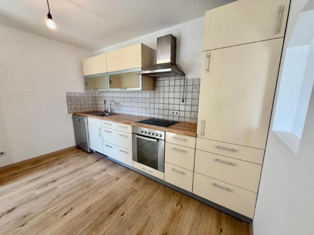 Zu Vermieten 2 Schlafzimmer Wohnung Mureck Mureck DS102913466