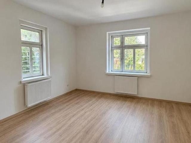 Zu Vermieten 2 Schlafzimmer Wohnung Niederösterreich Niederösterreich DS105030935